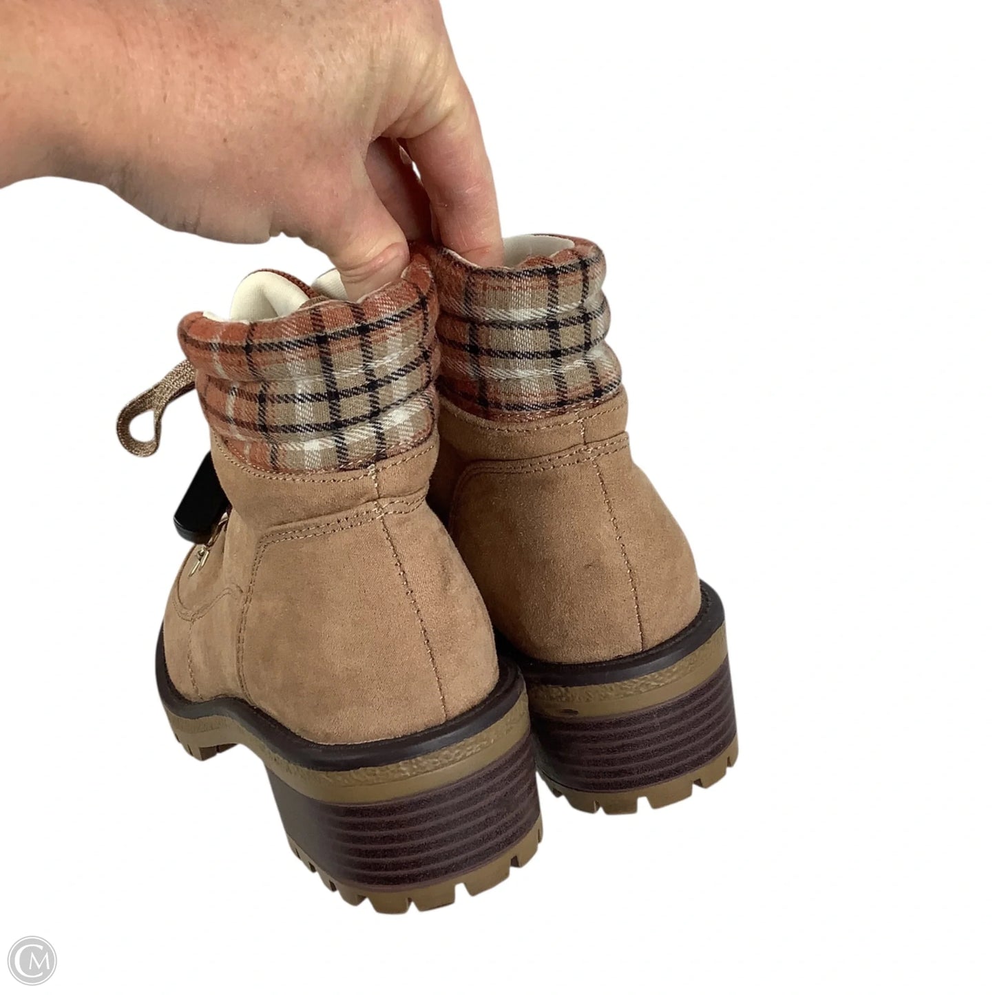 Boots Ankle Flats By True Craft In Tan, Size: 6.5