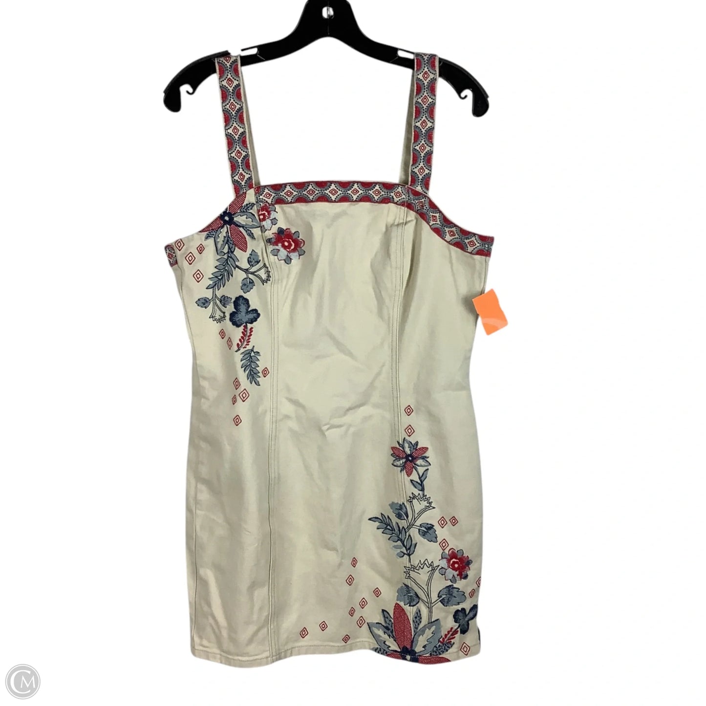 Dress Casual Short By Clothes Mentor In Cream, Size: M