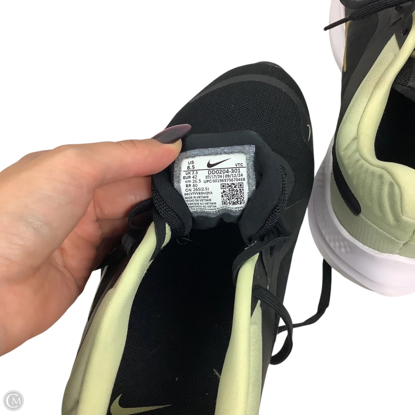 Shoes Athletic By Nike In Black, Size: 8.5