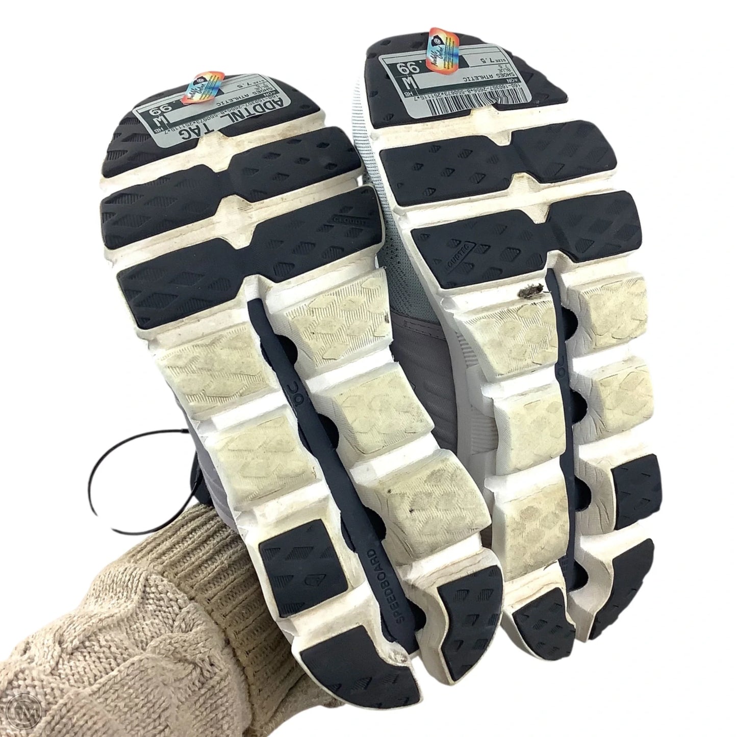 Shoes Athletic By On In Blue, Size: 7.5