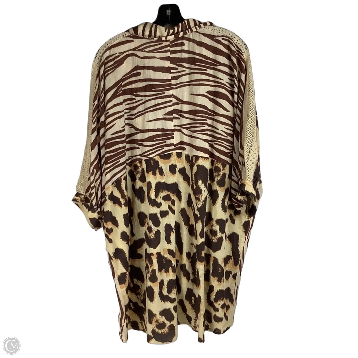 Top Short Sleeve By Cmc In Animal Print, Size: M