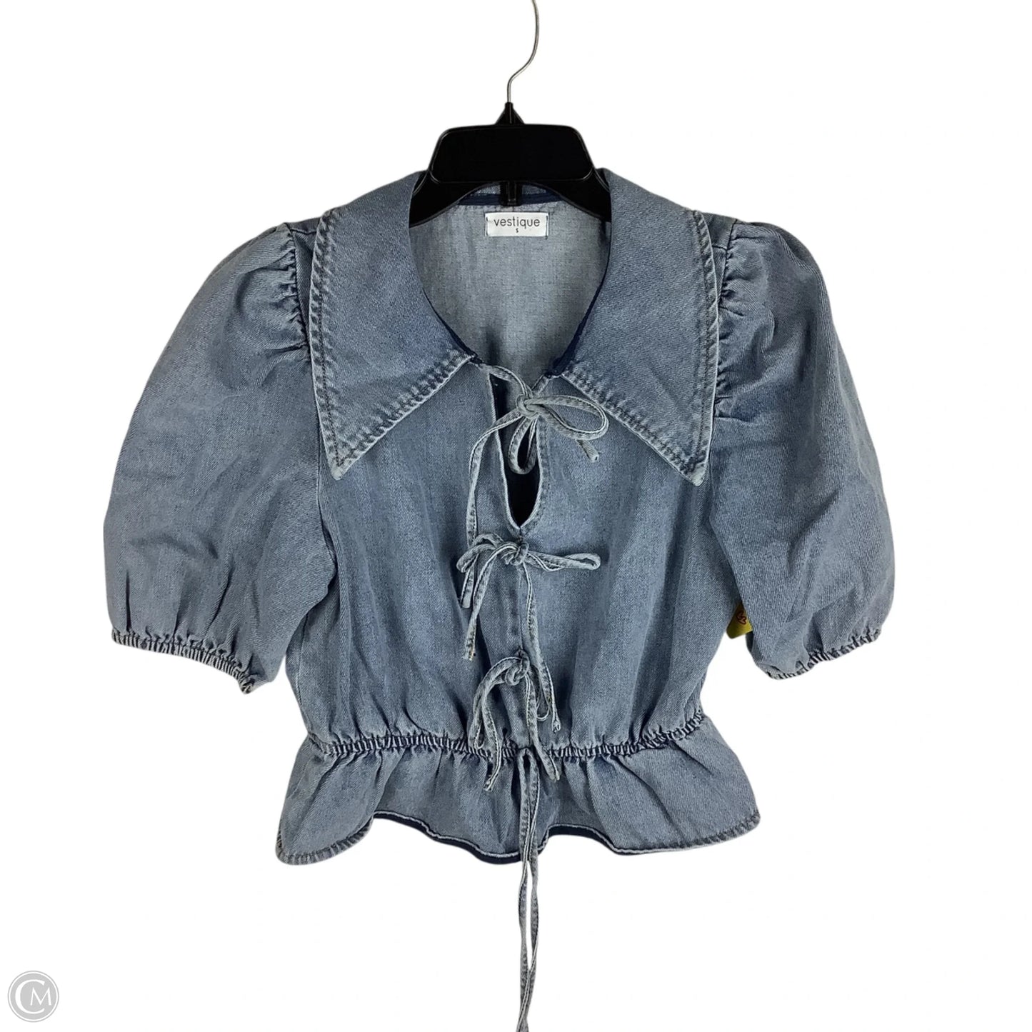 Top Short Sleeve By Vestique In Blue Denim, Size: S