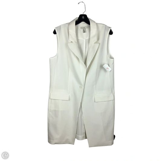 Vest Designer By Halston In White, Size: L