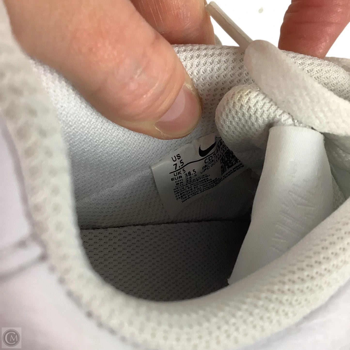 Shoes Athletic By Nike In White, Size: 7.5