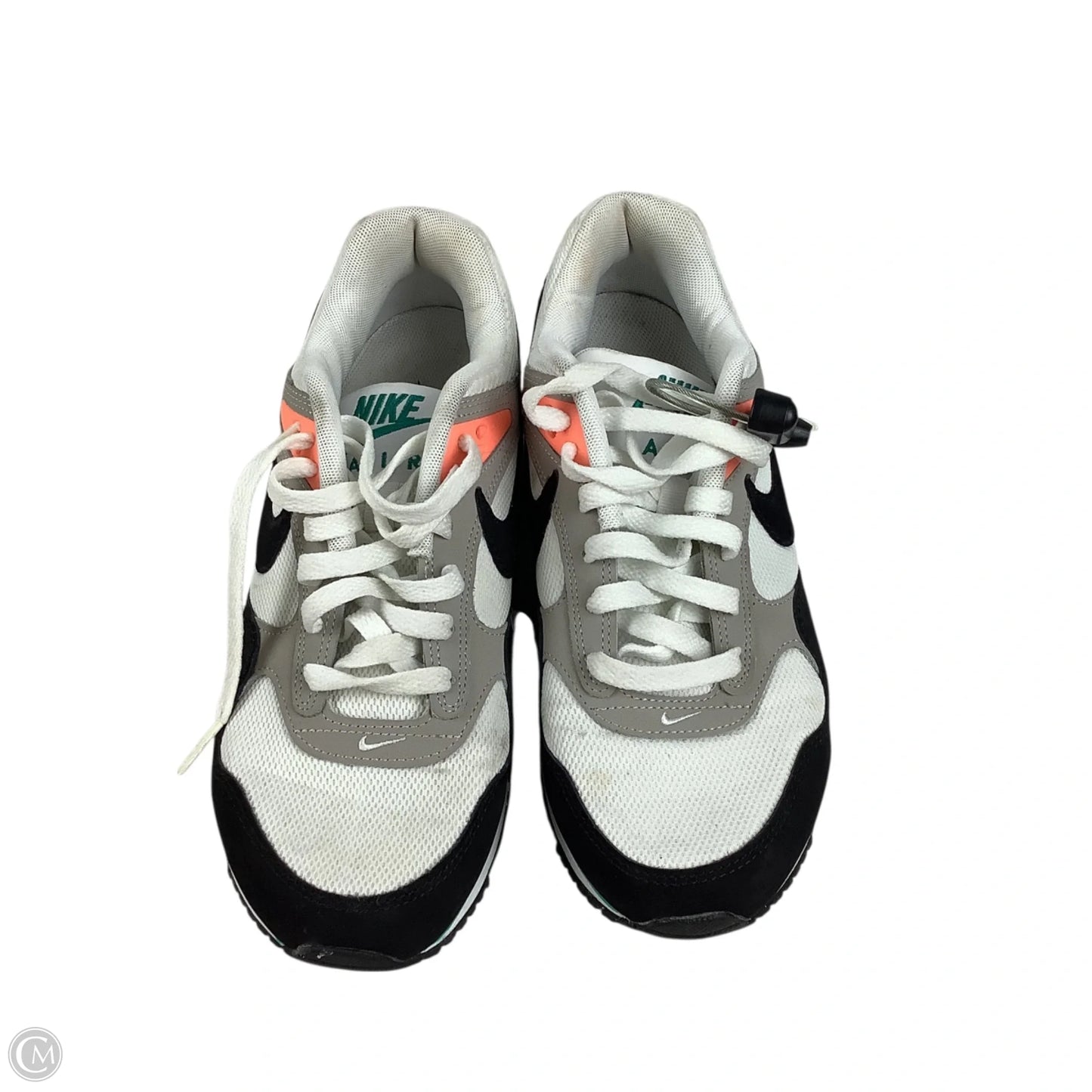 Shoes Sneakers By Nike In Black & White, Size: 9.5