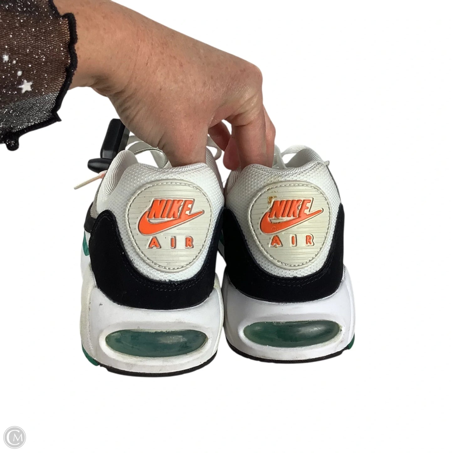 Shoes Sneakers By Nike In Black & White, Size: 9.5