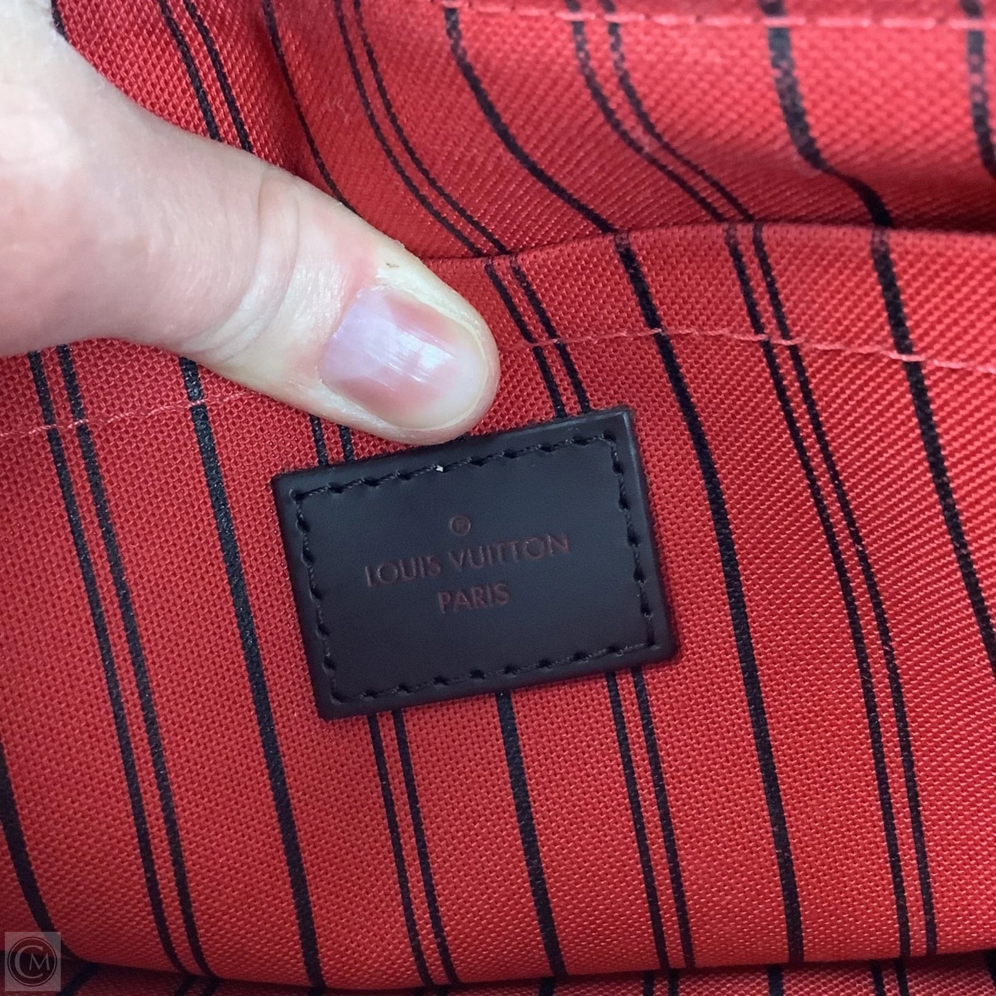 Wristlet Luxury Designer By Louis Vuitton, Size: Medium (AS IS)