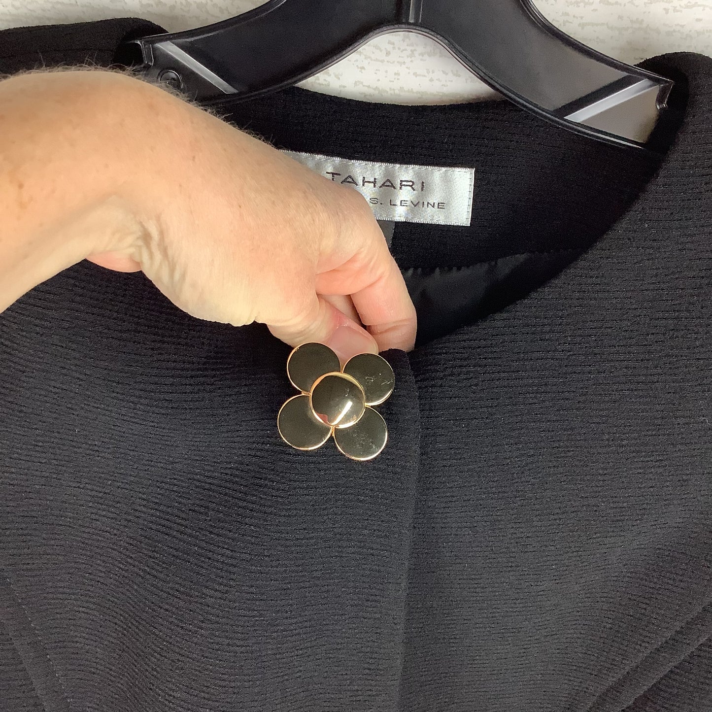 Blazer By Tahari In Black, Size: 8