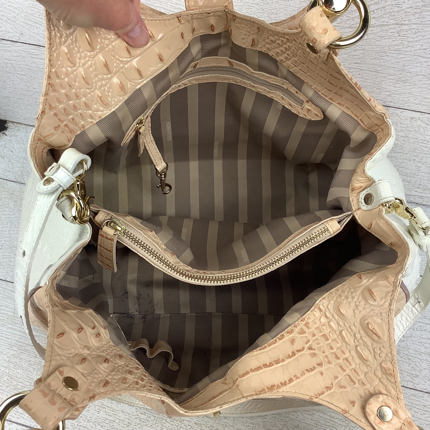 Handbag Designer By Brahmin, Size: Medium