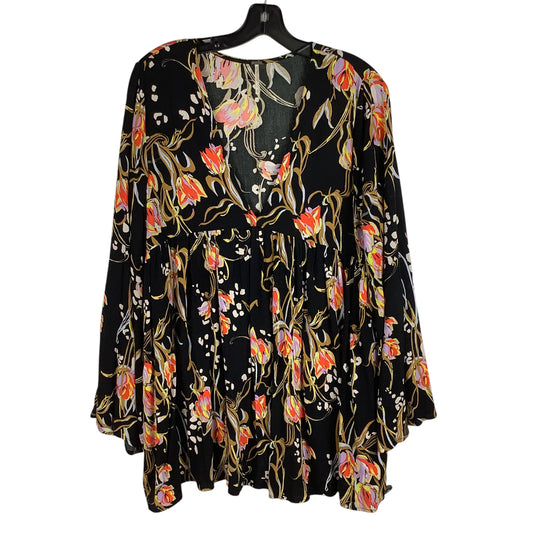 Top Long Sleeve By Free People In Black, Size: M