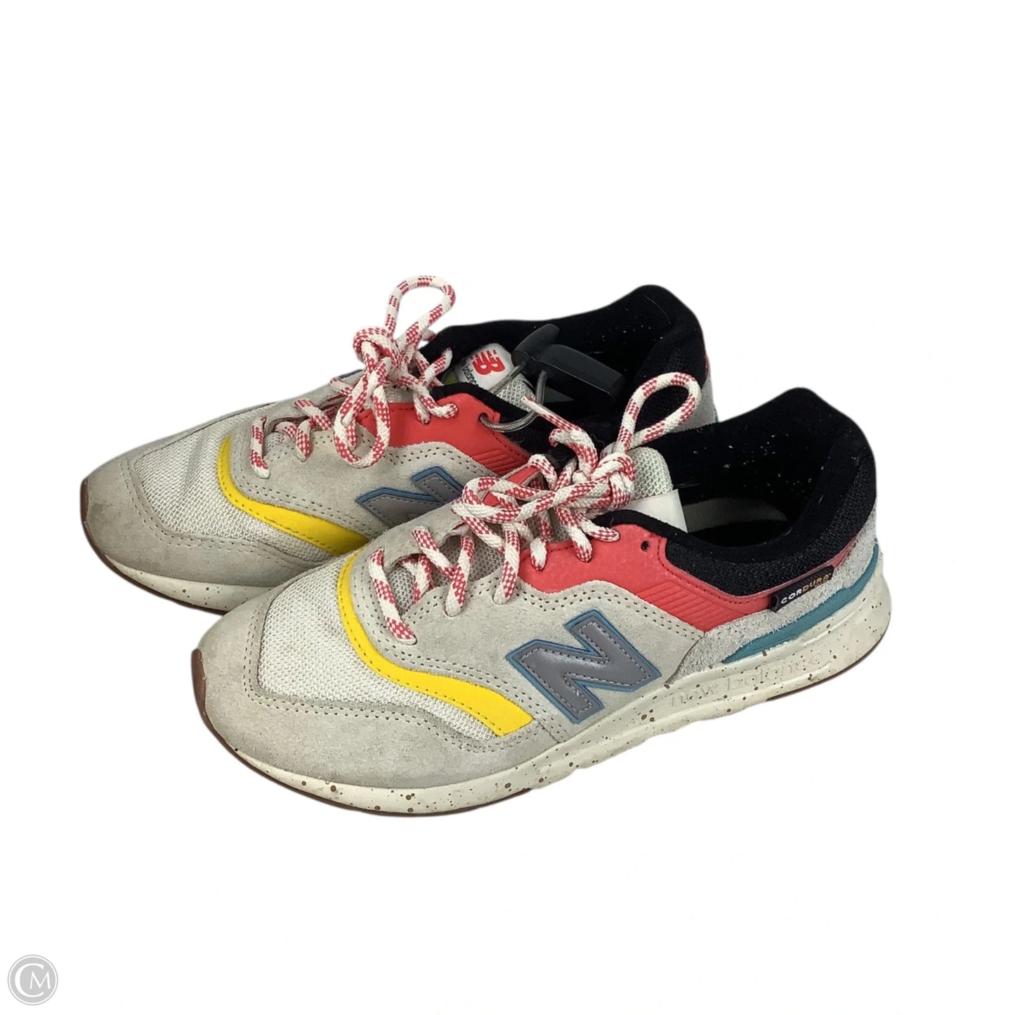 Shoes Athletic By New Balance In Cream & Pink, Size: 6.5