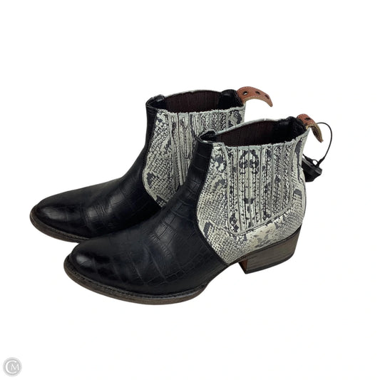 Boots Ankle Heels By Freebird In Snakeskin Print, Size: 6