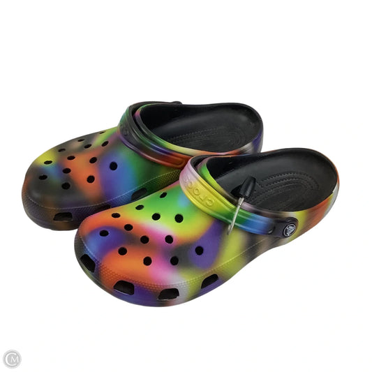 Shoes Flats By Crocs In Tie Dye Print, Size: 12