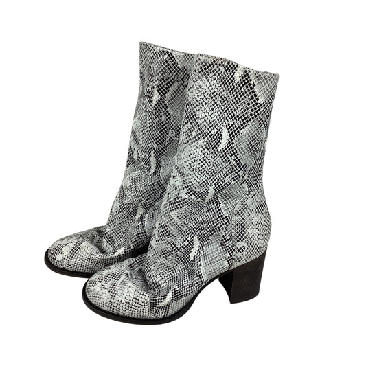 Boots Ankle Heels By Free People In Snakeskin Print, Size: 9.5 (40)