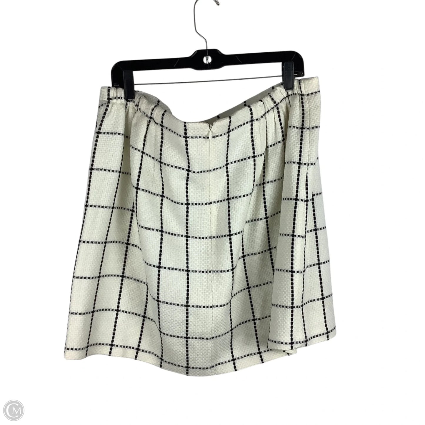 Skirt Mini & Short By Cato In Cream, Size: 18