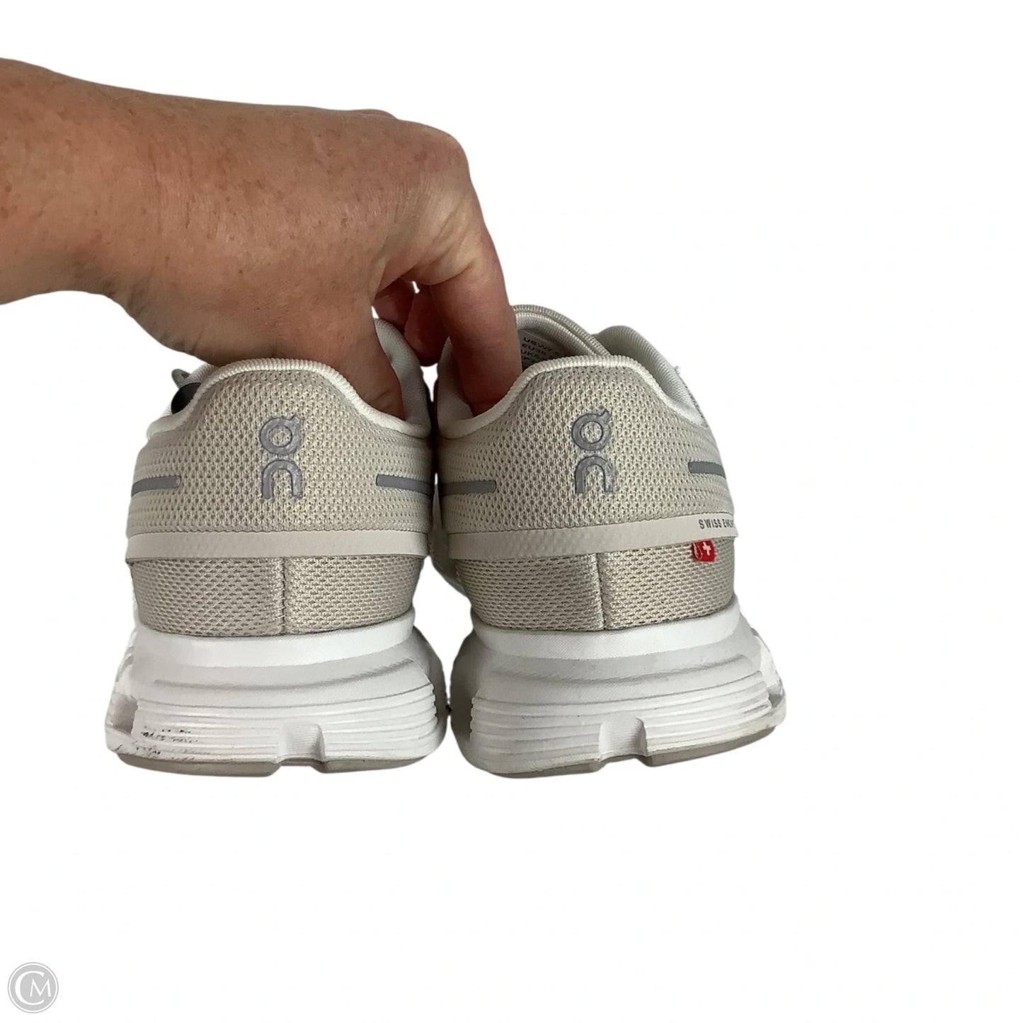 Shoes Athletic By On In Cream, Size: 7.5