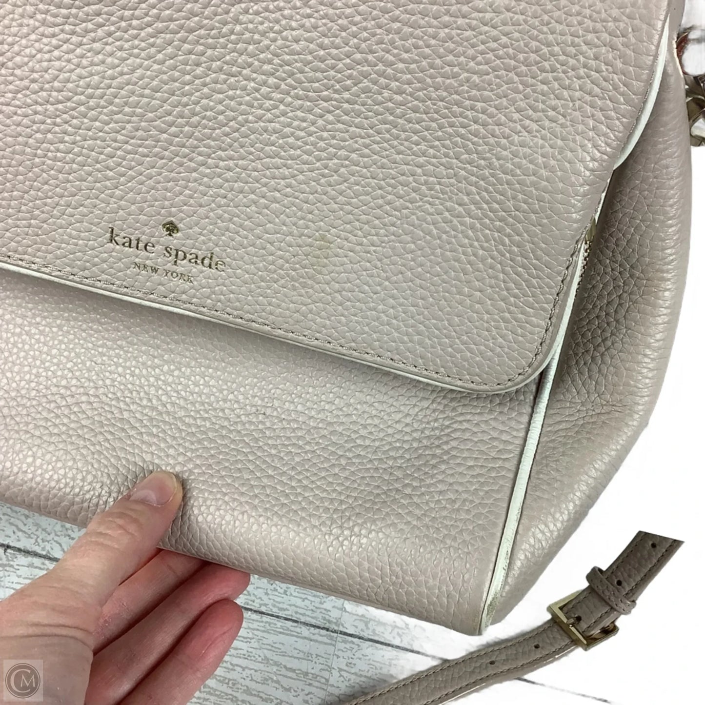 Crossbody Designer By Kate Spade, Size: Medium