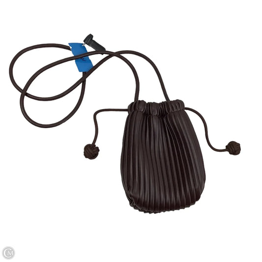 Crossbody By Clothes Mentor, Size: Small