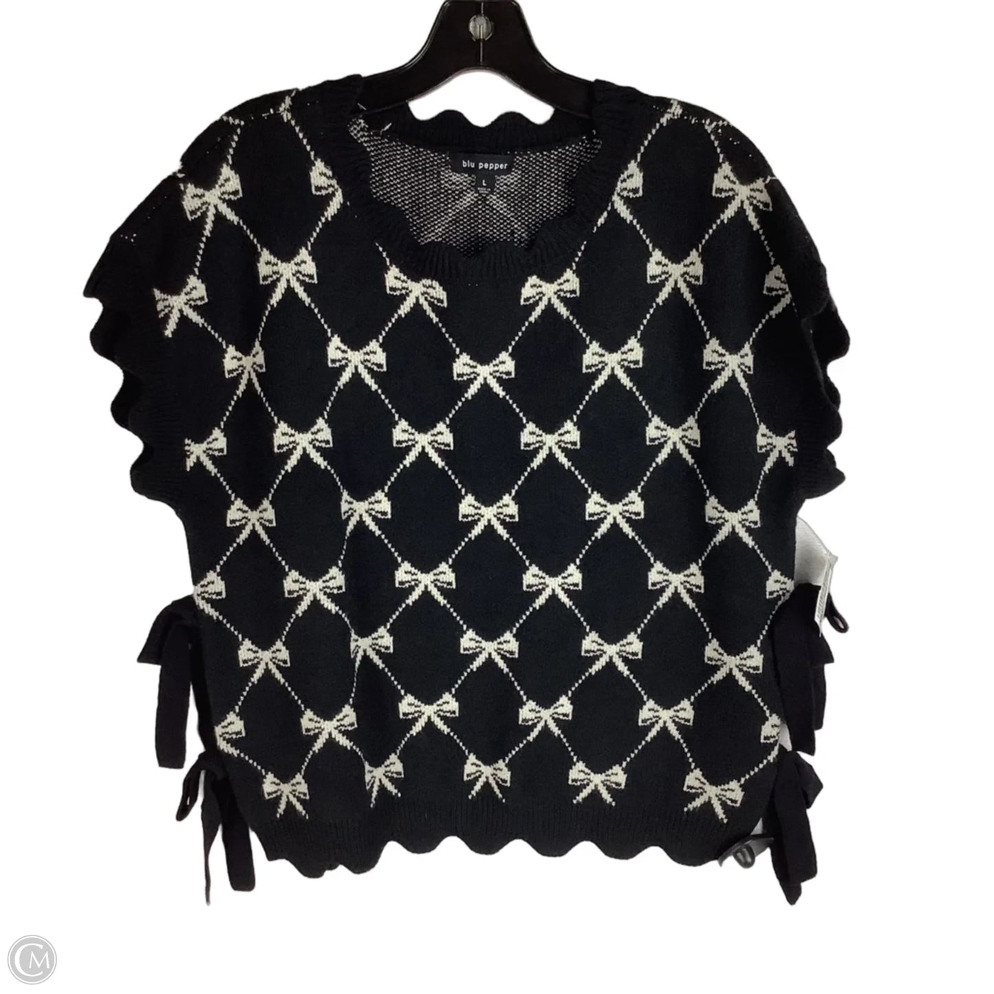 Sweater Short Sleeve By Blu Pepper In Black, Size: L