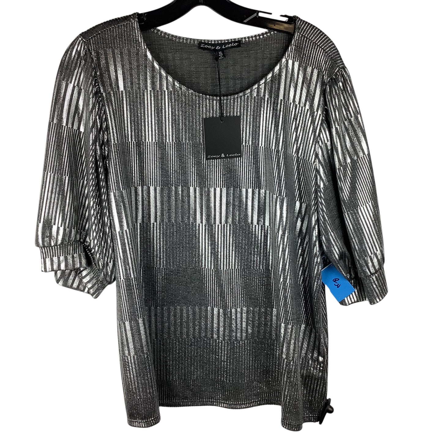 Top Short Sleeve By Clothes Mentor In Silver, Size: Xl