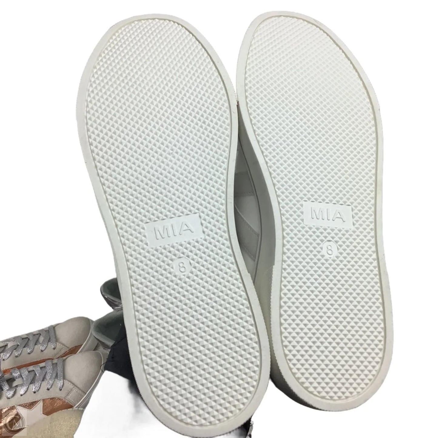 Shoes Sneakers By Mia In White, Size: 8