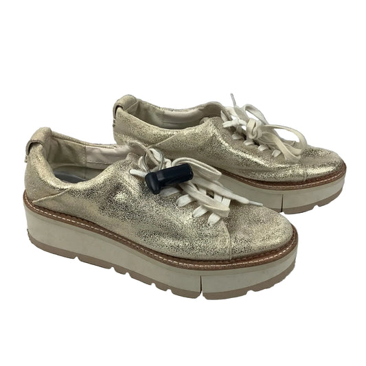 Shoes Sneakers By Dolce Vita In Gold, Size: 10