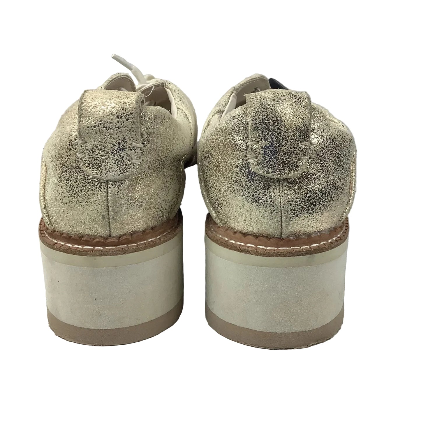 Shoes Sneakers By Dolce Vita In Gold, Size: 10