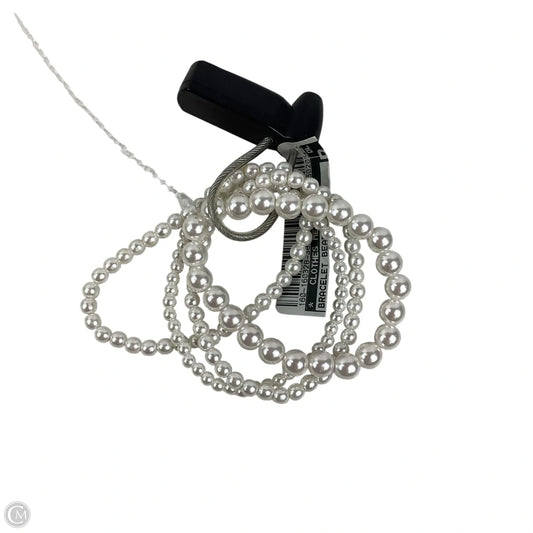 Bracelet Beaded By Clothes Mentor, Size: 04 Piece Set