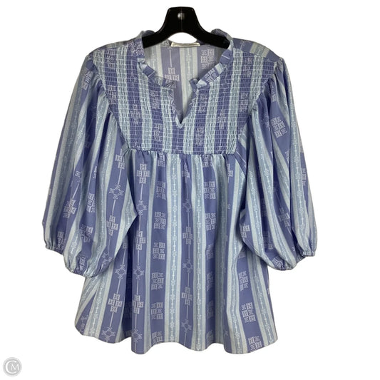 Top Short Sleeve By Michelle Mcdowell In Blue, Size: EST L