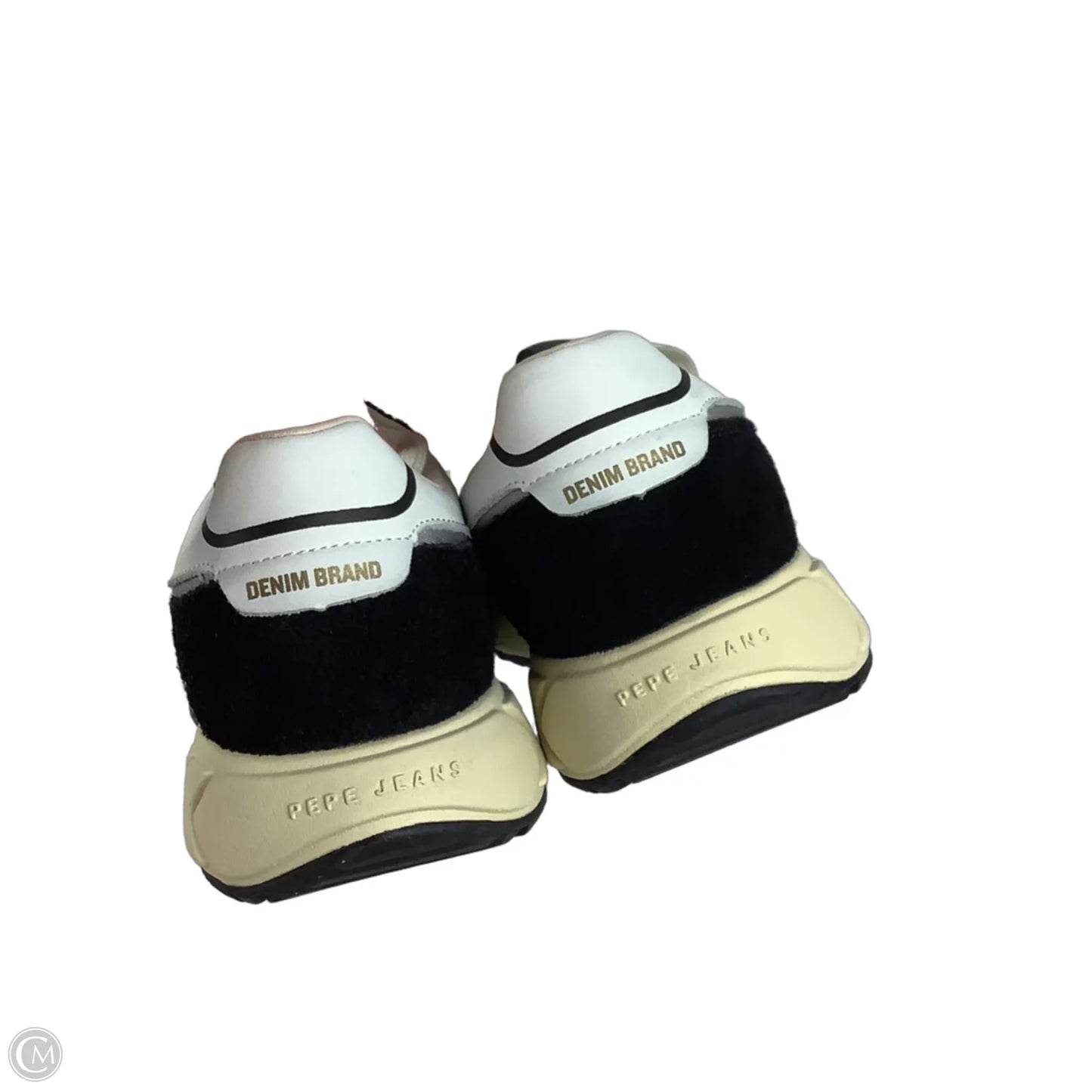 Shoes Sneakers By Cmc In Black, Size: 8
