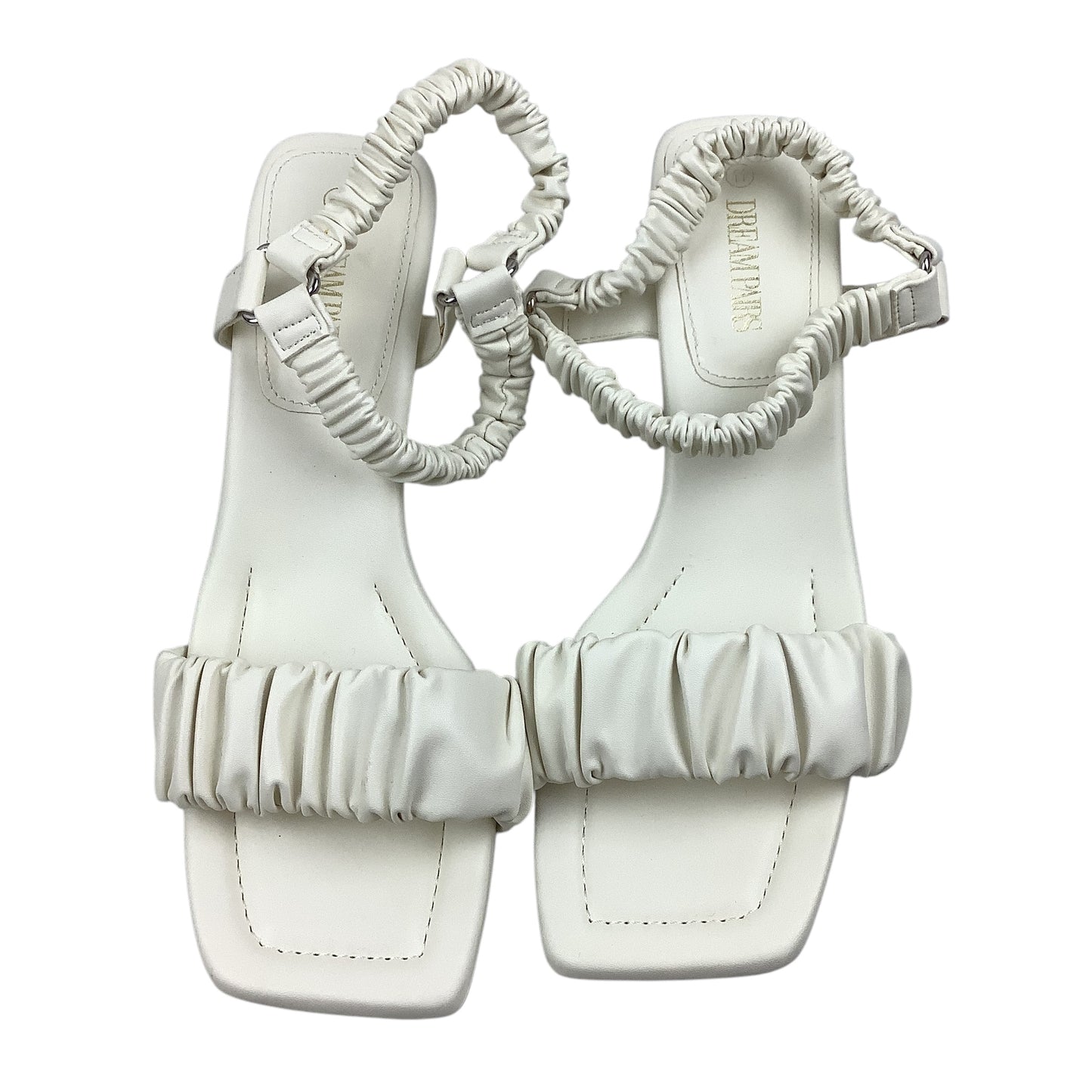 Sandals Heels Kitten By Clothes Mentor In White, Size: 11