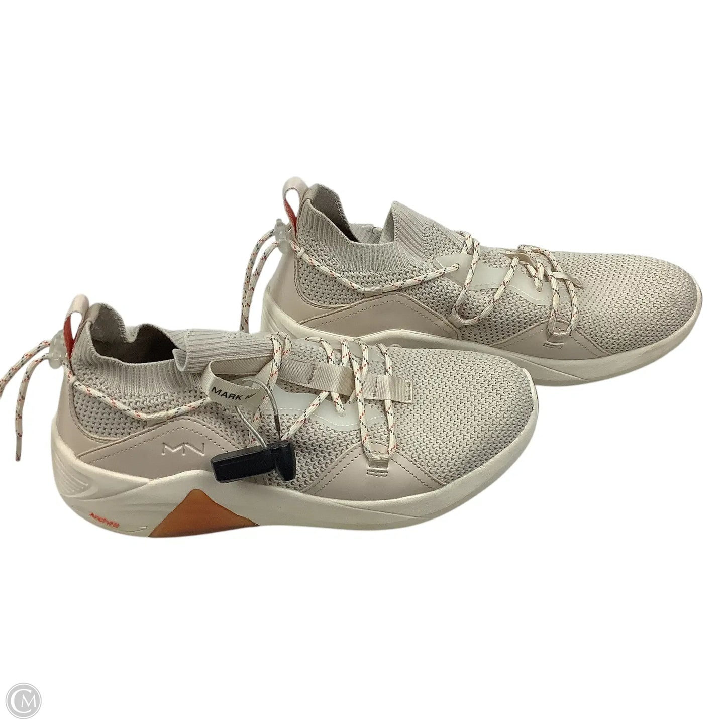 Shoes Athletic By Clothes Mentor In Cream, Size: 10