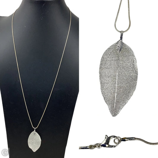 Necklace Chain By Clothes Mentor