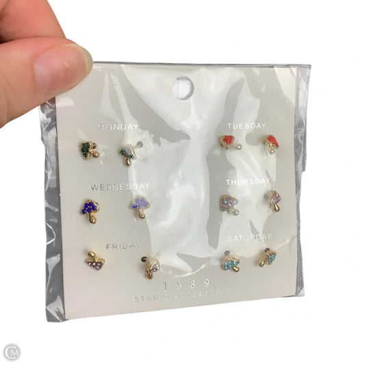 Earrings Stud By Clothes Mentor, Size: 06 Piece Set