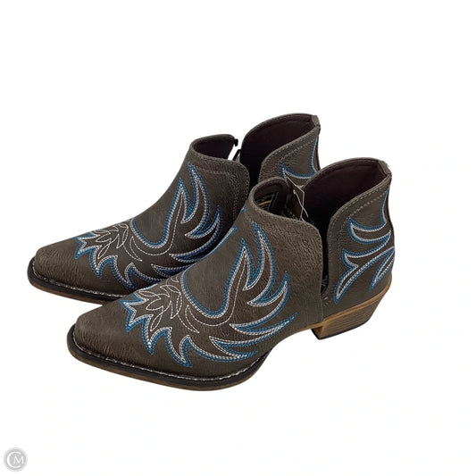 Boots Western By Roper In Blue & Brown, Size: 7.5
