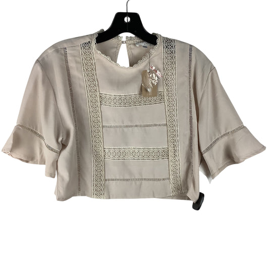 Top Short Sleeve By Vestique In Beige, Size: S