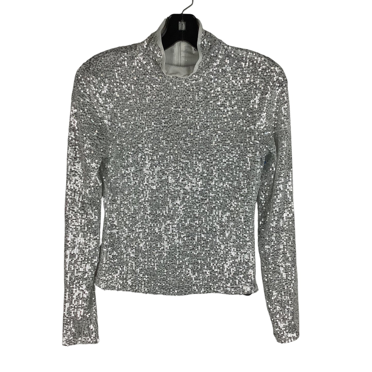 Top Long Sleeve By Elodie In Silver, Size: M