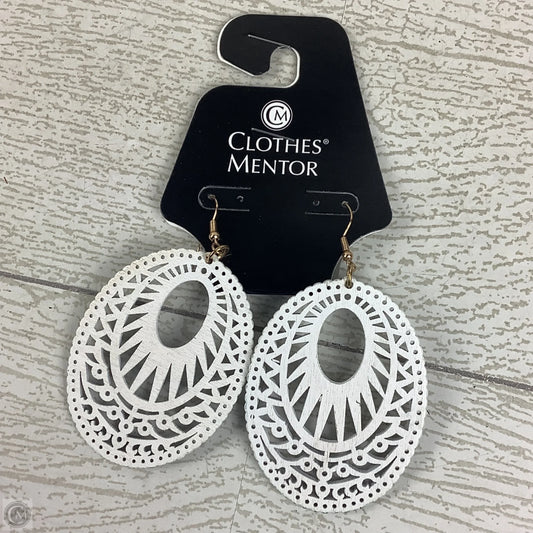 Earrings Dangle/drop By Clothes Mentor