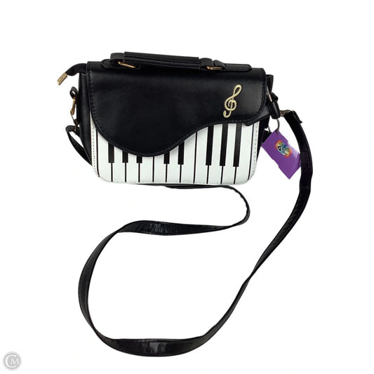 Crossbody By Clothes Mentor, Size: Small