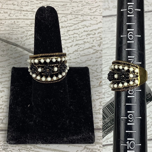 Ring Charm By Clothes Mentor Size 7.5