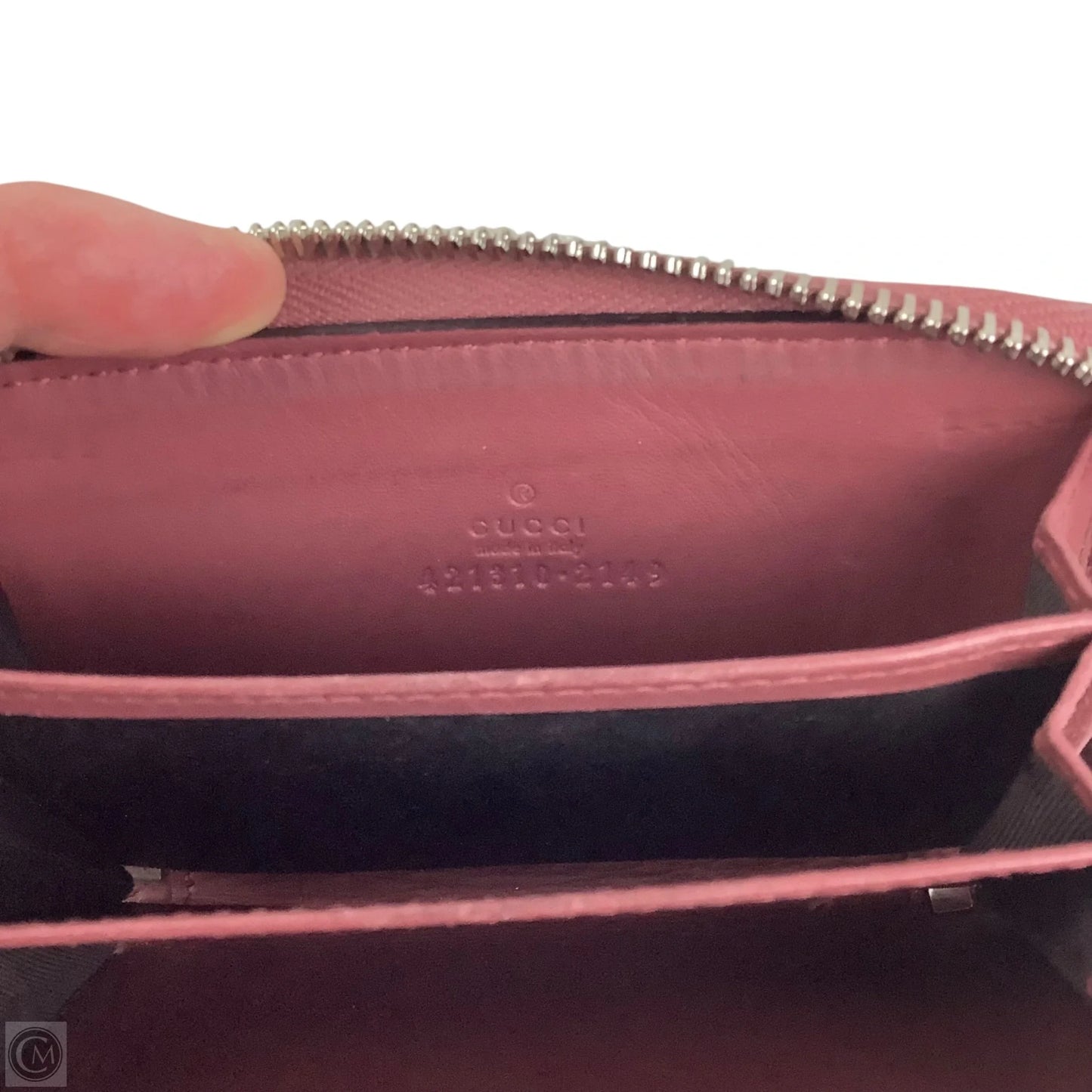 Wallet Luxury Designer By Gucci, Size: Small