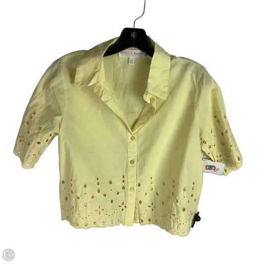 Top Short Sleeve By Chelsea And Theodore In Yellow, Size: S