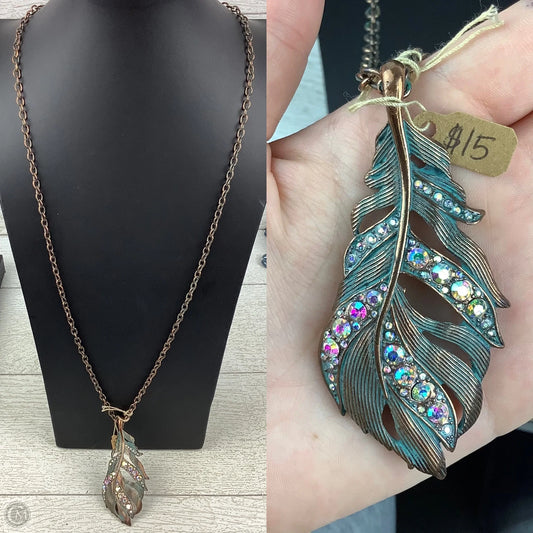 Necklace Charm By Clothes Mentor