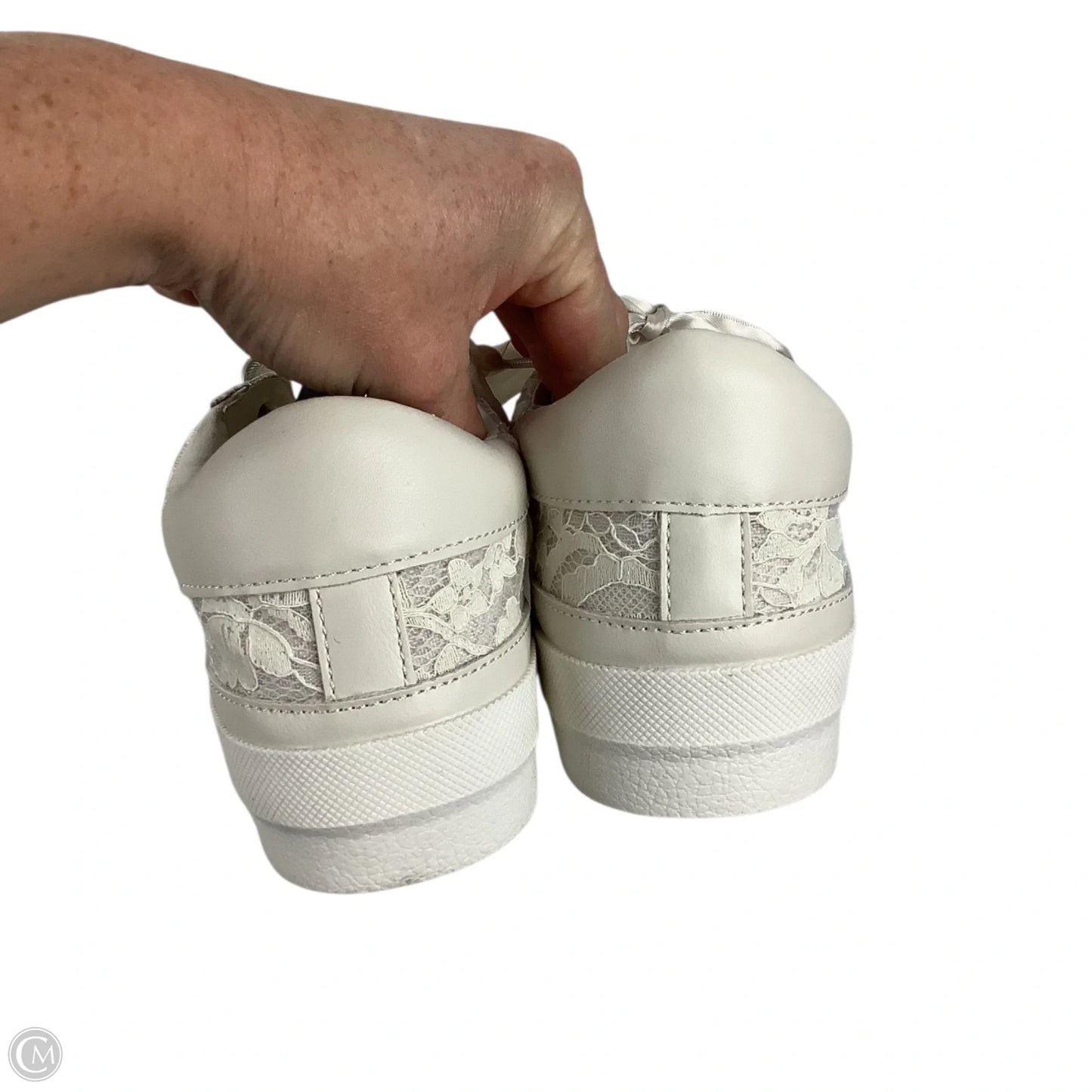 Shoes Sneakers By Dolce Vita In Cream, Size: 9