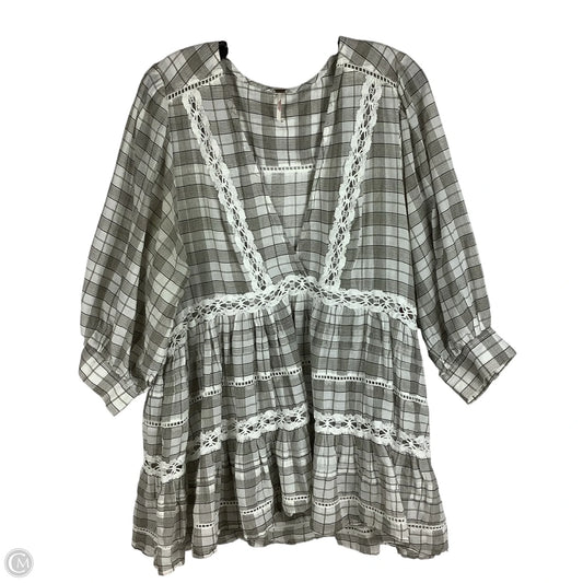 Top Long Sleeve By Free People In Plaid Pattern, Size: L