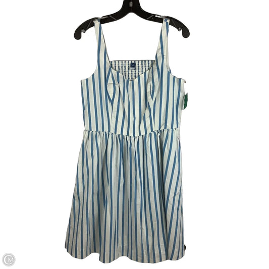 Dress Casual Short By Old Navy In Striped Pattern, Size: M TALL