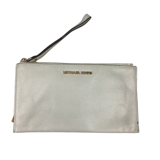 Wristlet Designer By Michael Kors, Size: Medium