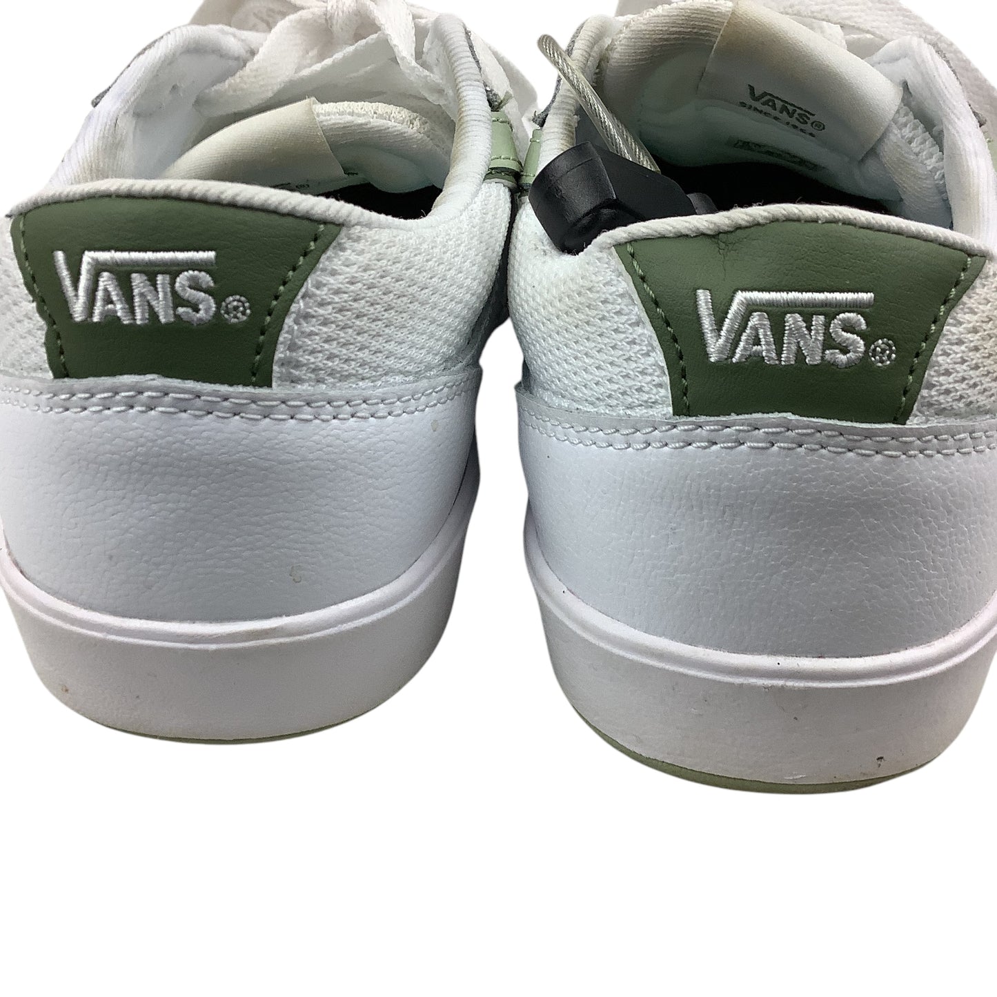 Shoes Sneakers By Vans In White, Size: 7.5