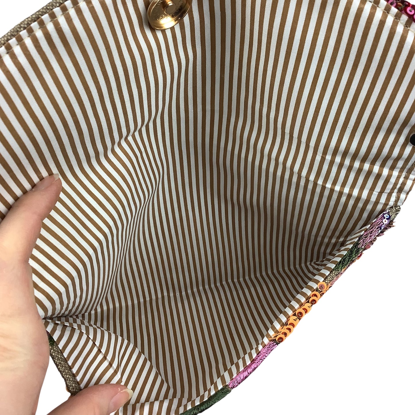 Clutch By Clothes Mentor, Size: Medium