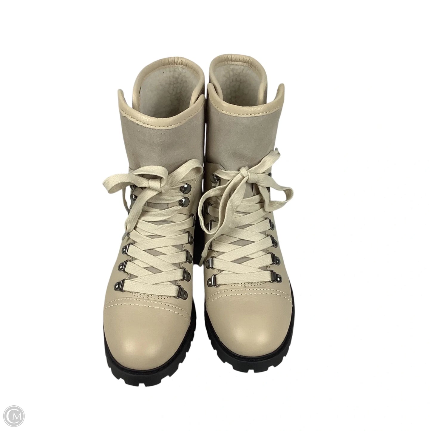 Boots Ankle Flats By Frye And Co In Cream, Size: 9